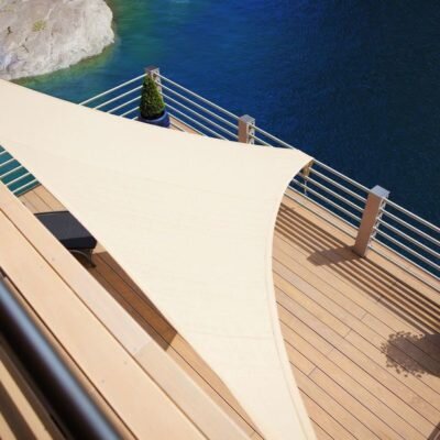 Sonnensegel für eine Terrasse